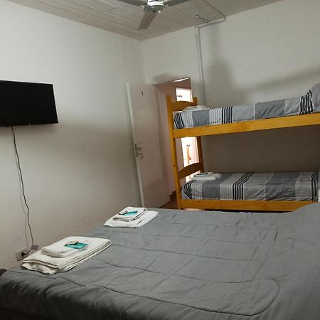 El Faro Hostel Puerto Madryn Buitenkant foto