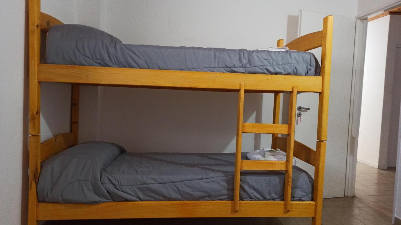 El Faro Hostel Puerto Madryn Buitenkant foto