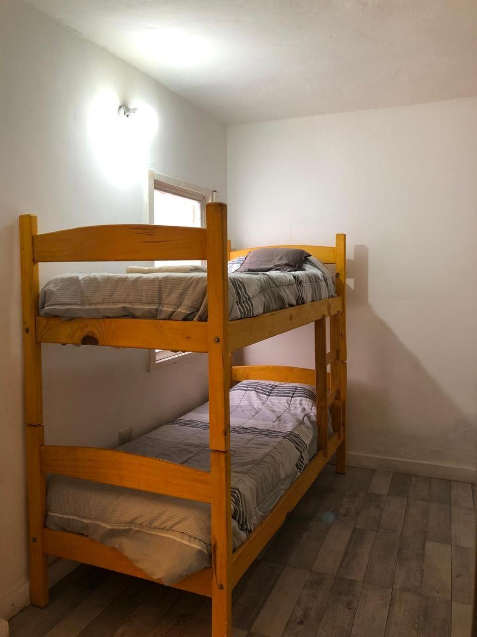 El Faro Hostel Puerto Madryn Buitenkant foto